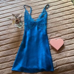 Victoria’s Secret Slip 💙